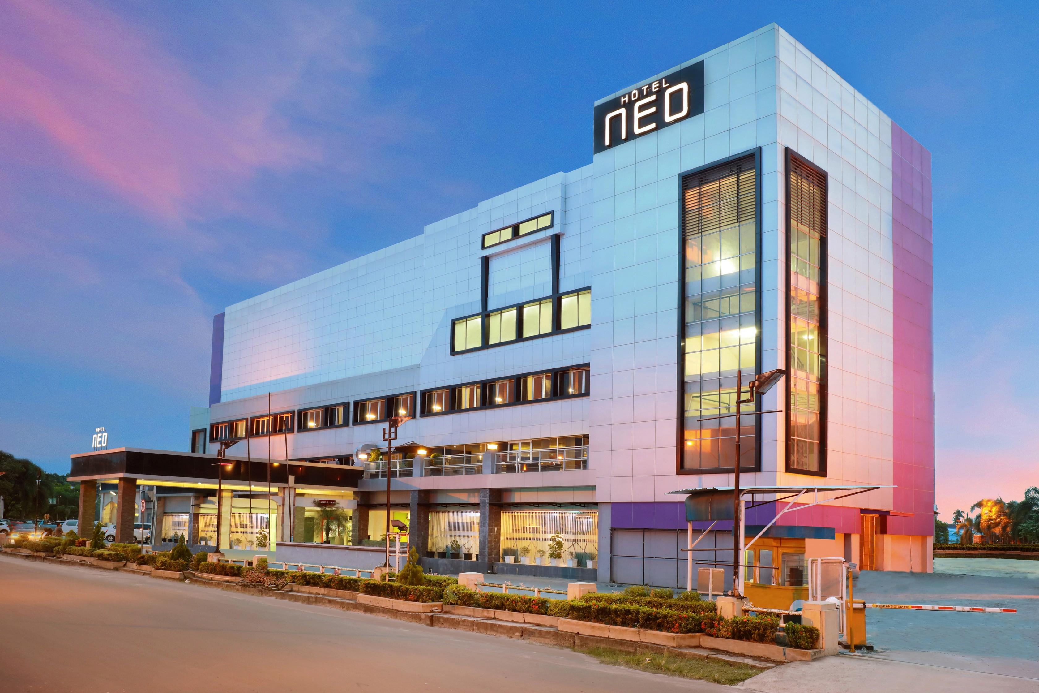 Hotel Neo Palma Palangkaraya By Aston מראה חיצוני תמונה